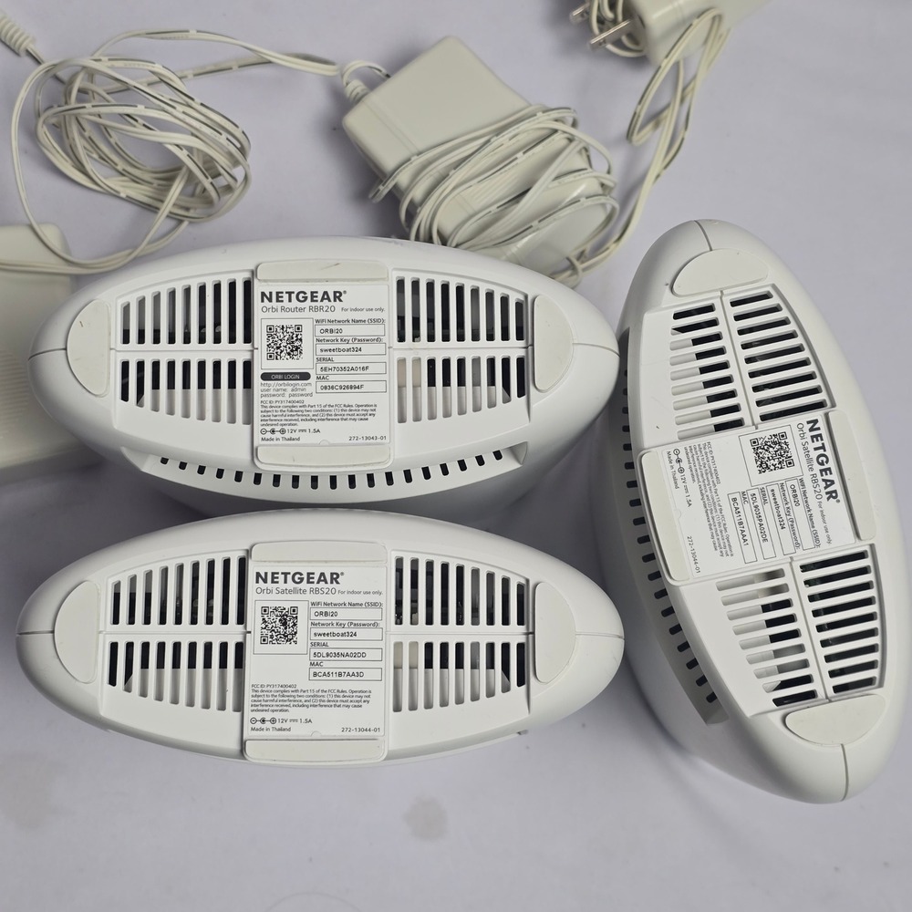 Netgear Orbi Mesh WiFi System AC2200 RBR20 Router 2 RBS20 Satellites White - Picture 7 of 8